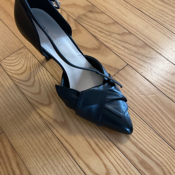 Nine West heels - Picture 2 of 3